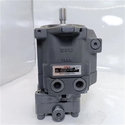 Japonský originál Nachi PVD -00B PVD-0B PVD-1B PVD-2B PVD-3B PVD-00B-15-3-4733 Hydraulické pístové čerpadlo rypadla